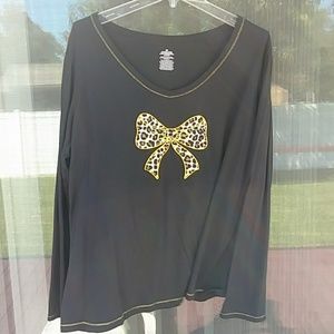 Women's pullover top